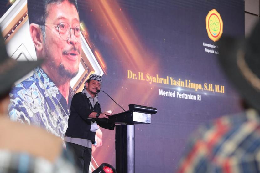 Mentan Syahrul Yasin Limpo dalam kegiatan Anugerah Keterbukaan Informasi Publik (KIP) tahun 2021, di Jakarta, Senin (11/10).