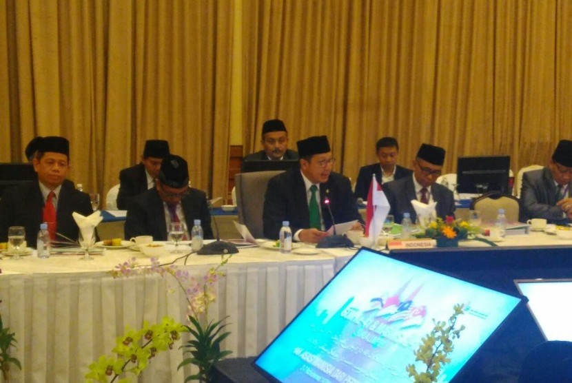 Menter Agama RI Lukman Hakim Saifuddin menghadiri Senior Official Meeting (SOM) Menteri Agama Brunei Darussalam, Indonesia, Malaysia dan Singapura (MABIMS) di Kuala Lumpur, Malaysia, Selasa (6/12).