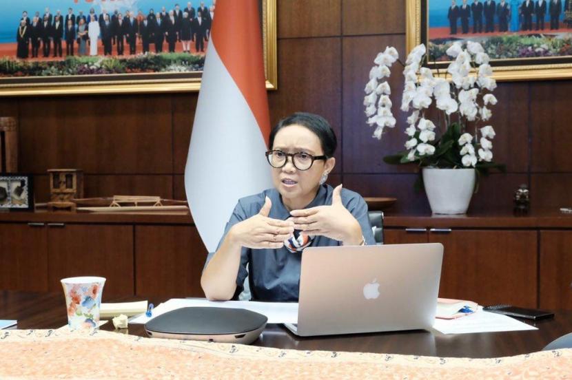 Indonesian Foreign Minister (Foreign Minister) Retno Marsudi in a virtual meeting of the Ministerial International Coordination Group for Covid / 19 (ICG) with five world foreign ministers discussing vaccines, Tuesday (9/6) night