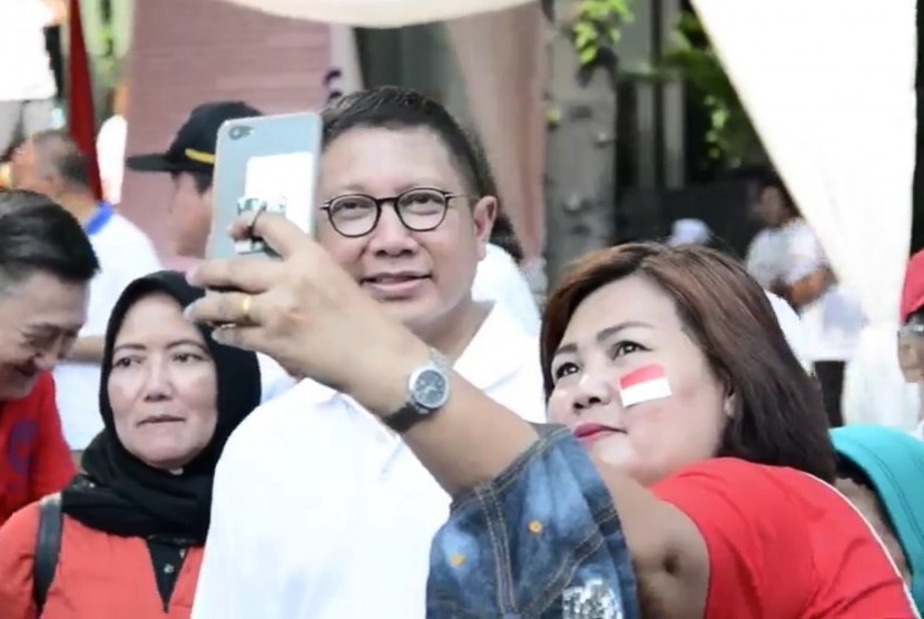 Menteri Agama, Lukman Hakim Saifuddin (ketiga kiri).