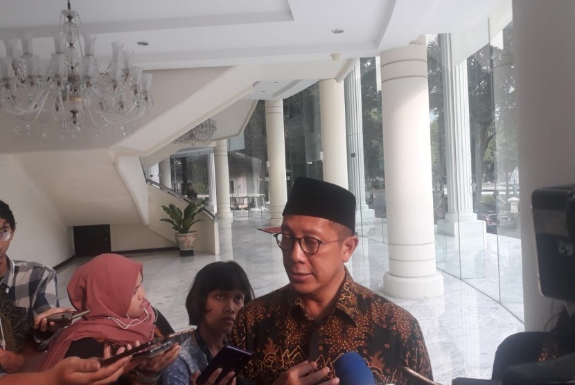 Menteri Agama Lukman Hakim Saifuddin saat ditemui wartawan di Kantor Wakil Presiden, Jakarta, Selasa (7/5).