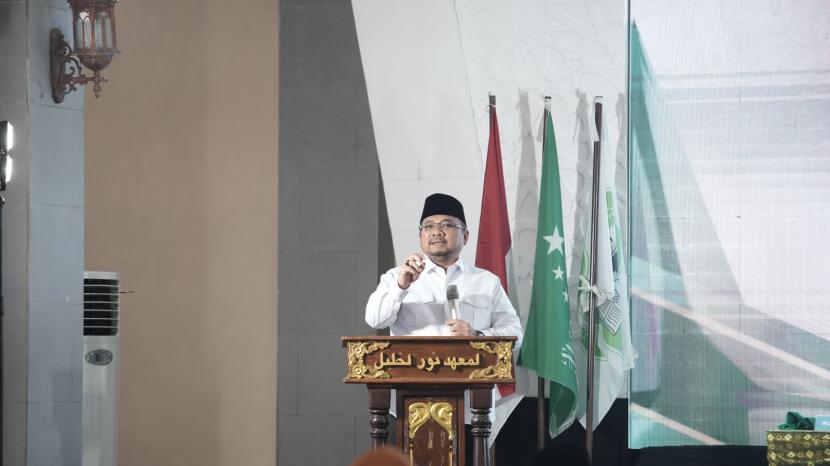  Menteri Agama RI, Yaqut Cholil Qoumas atau yang biasa dipanggil Gus Yaqut merilis program Madrasah Pandai Berhitung di Madrasah Aliyah Negeri (MAN) 4 Pondok Pinang, Jakarta, Senin (16/10/2023). 