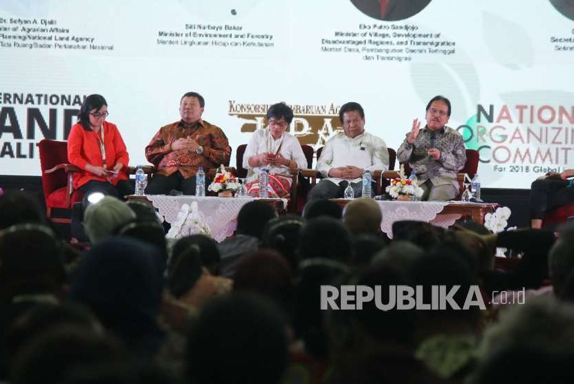 Global Land Forum (GLF) held at Gedung Merdeka, Bandung, West Java Province, Monday (Sept 24). 