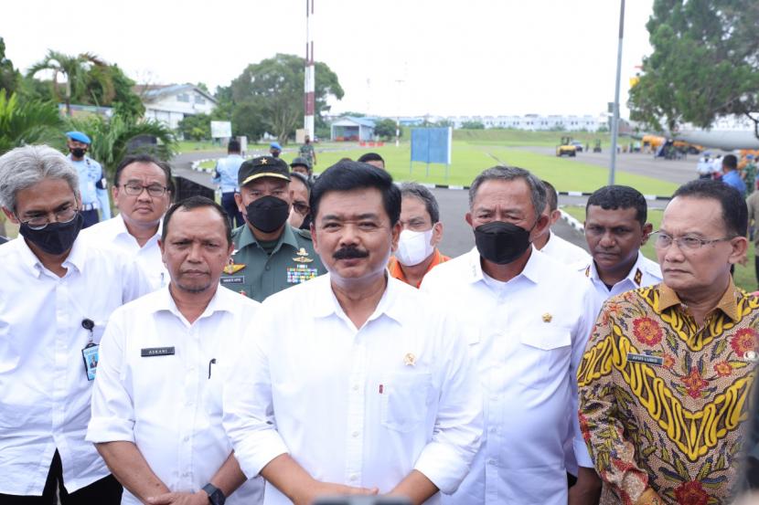 Menteri Agraria dan Tata Ruang/Kepala Badan Pertanahan Nasional (ATR/BPN), Hadi Tjahjanto, langsung menjalankan tanggung jawabnya dengan serius. Salah satunya dalam menangani konflik-konflik pertanahan di daerah, termasuk di Medan dan Jambi, Sumatra.