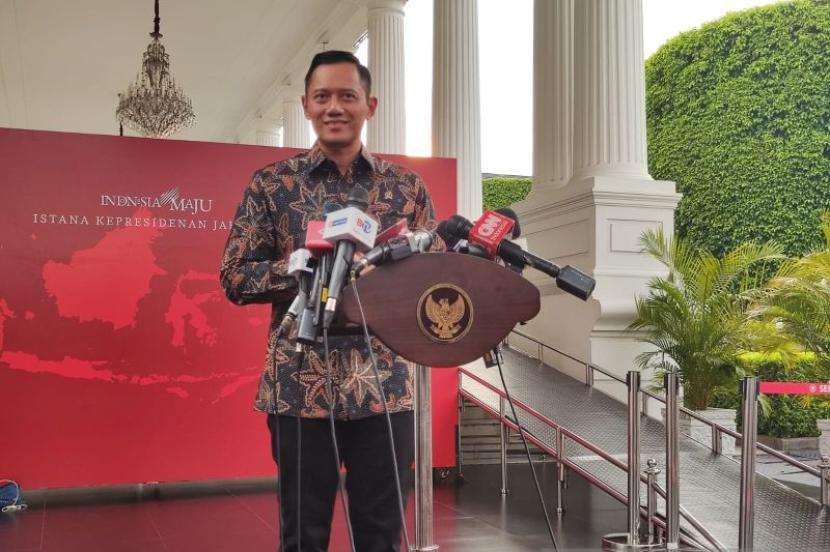 Menteri Agraria dan Tata Ruang/Kepala Badan Pertanahan Nasional (ATR/BPN) Agus Harimurti Yudhoyono (AHY) di Istana Kepresidenan, Jakarta Pusat, Rabu (24/4/2024).  