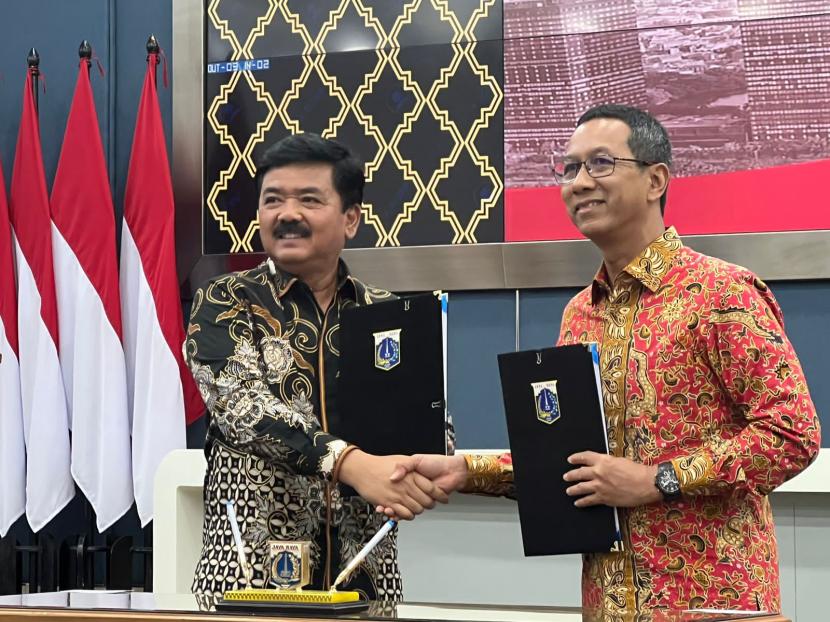 Menteri Agraria dan Tata Ruang/Kepala Badan Pertanahan Nasional (ATR/BPN) Hadi Tjahjanto, di Jakarta Jumat, mendeklarasikan Jakarta Pusat sebagai Kota Lengkap, yang ke-tujuh di Indonesia.