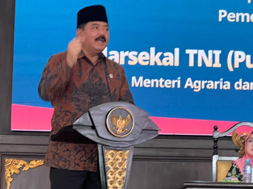 Menteri ATR/BPN ke Jombang, Hadi Tjahjanto bertemu dengan 306 Kepala Desa se-Jombang