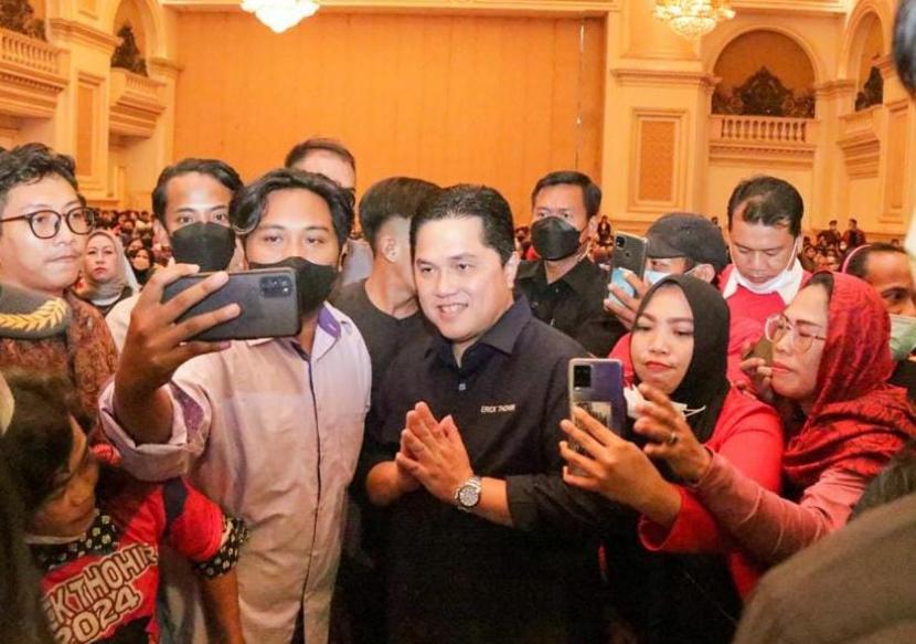 Menteri BUMN, Erick Thohir. 10 simpul relawan Jokowi tersebut mendeklarasikan diri mendukung penuh Erick Thohir pada kontestasi Pilpres 2024 mendatang. 