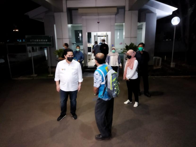 Menteri BUMN Erick Thohir melakukan inspeksi mendadak ke PLN Unit Induk Pusat Pengaturan Beban (UIP2B) Gandul, Depok, Jawa Barat, Selasa (6/7) malam.