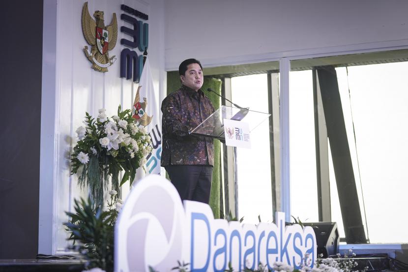 Menteri BUMN Erick Thohir menyampaikan kata sambutan pada acara Peluncuran Holding BUMN Danareksa di Kementerian BUMN, Jakarta, Rabu (20/7/2022).