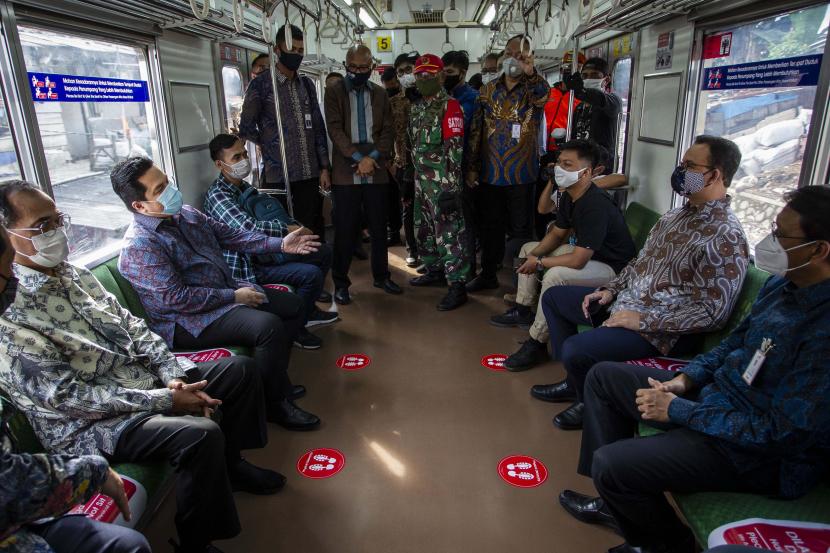 Menteri BUMN Erick Thohir seusai Peresmian Stasiun Terpadu di Stasiun Tanah Abang, Jakarta.