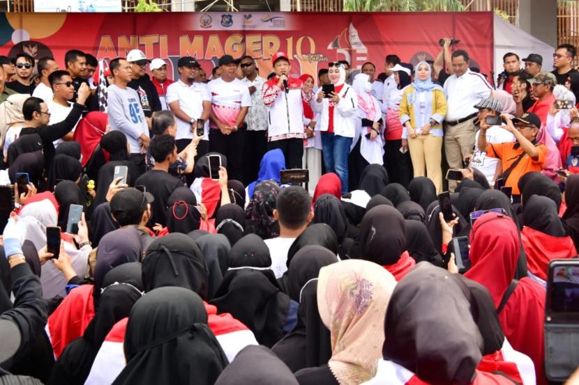 Menteri Dalam Negeri (Mendagri) Muhammad Tito Karnavian menghadiri Gerakan Sulawesi Selatan (Sulsel) Anti-Malas Gerak (Mager) di Lapangan Pemuda, Kabupaten Bulukumba, Sulsel, Sabtu (12/8/2023)
