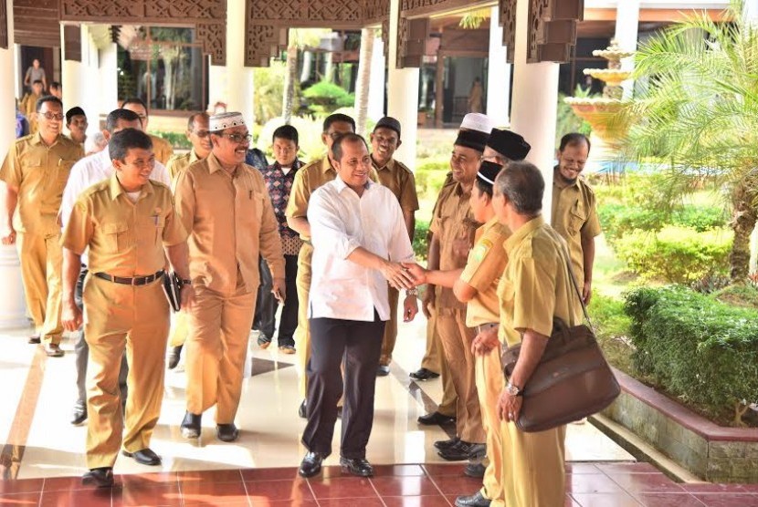 Menteri Desa, Pembangunan Daerah Tertinggal dan Transmigrasi Marwan Jafar, melakukan kunjungan kerja ke Aceh