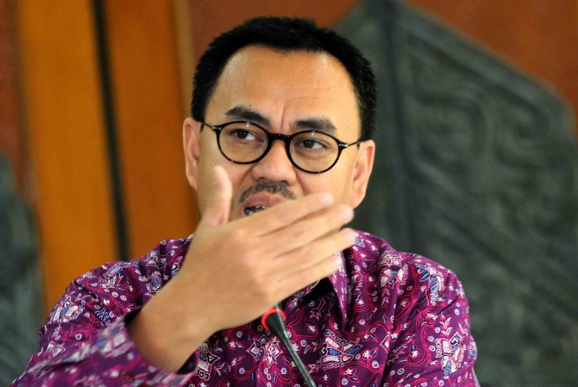Menteri ESDM Sudirman Said memberikan keterangan pers terkait pengelolaan blok Mahakam di Kementerian ESDM, Jakarta, Jumat (19/6).