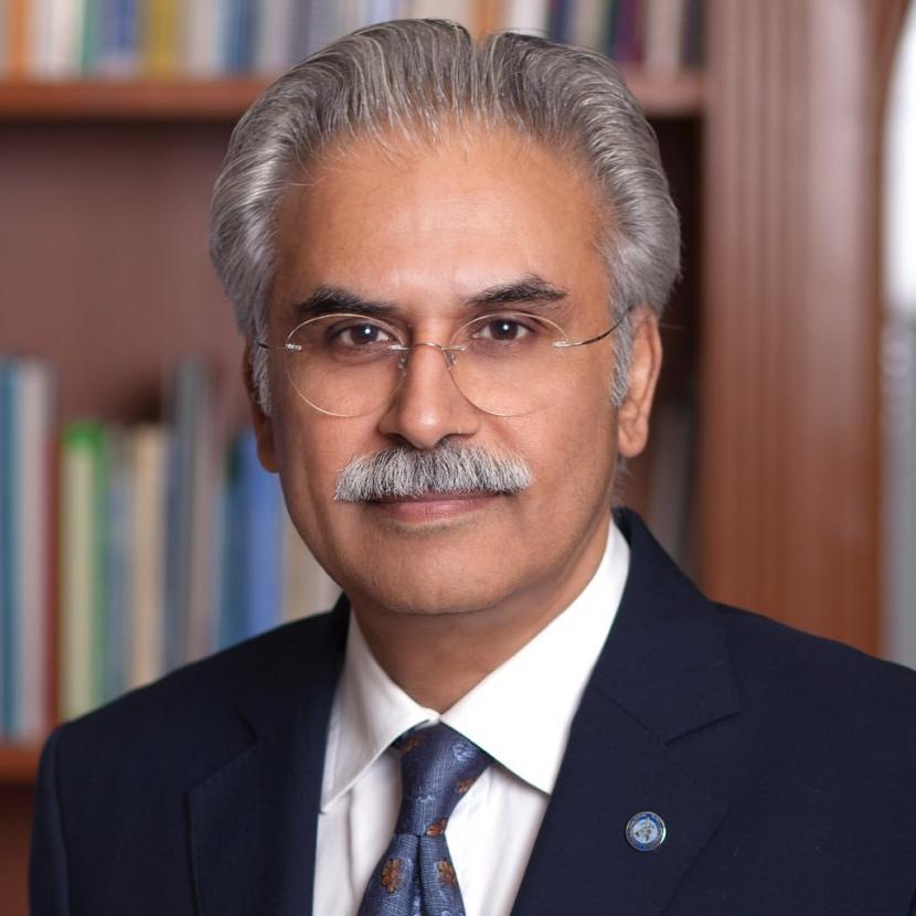 Menteri Kesehatan Pakistan Zafar Mirza