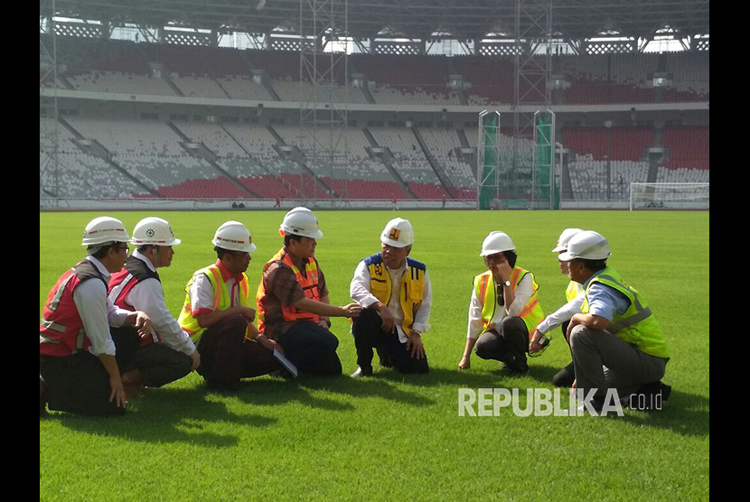 Menteri Keuangan Republik Indonesia, Sri Mulyani untuk pertama kalinya meninjau venue yang akan digunakan Asian Games 2018. Peninjauan dilakukan Kamis (23/11) pagi.