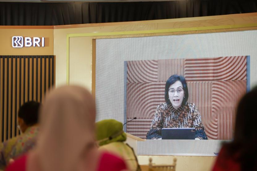 Menteri Keuangan RI Sri Mulyani mengajak masyarakat yang tidak boleh mudik untuk tetap belanja Lebaran, tujuannya agar membantu menggerakkan perekonomian.