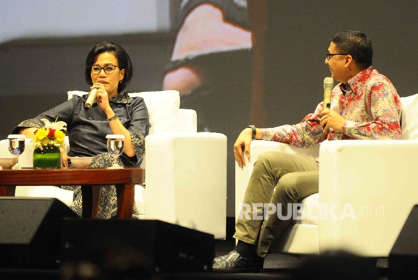 Menteri Keuangan Sri Mulyani menjadi pembicara dalam diskusi Ethical Governance: The Soul of Sustainability di Jakarta, Selasa (29/11).