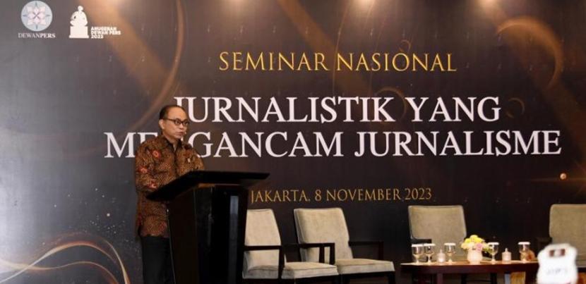 Menteri Komunikasi dan Informatika Budi Arie Setiadi dalam Seminar Nasional Dewan Pers di Jakarta Selatan, mengimbau media untuk menghadirkan pemberitaan faktual selama Pemilu 2024.