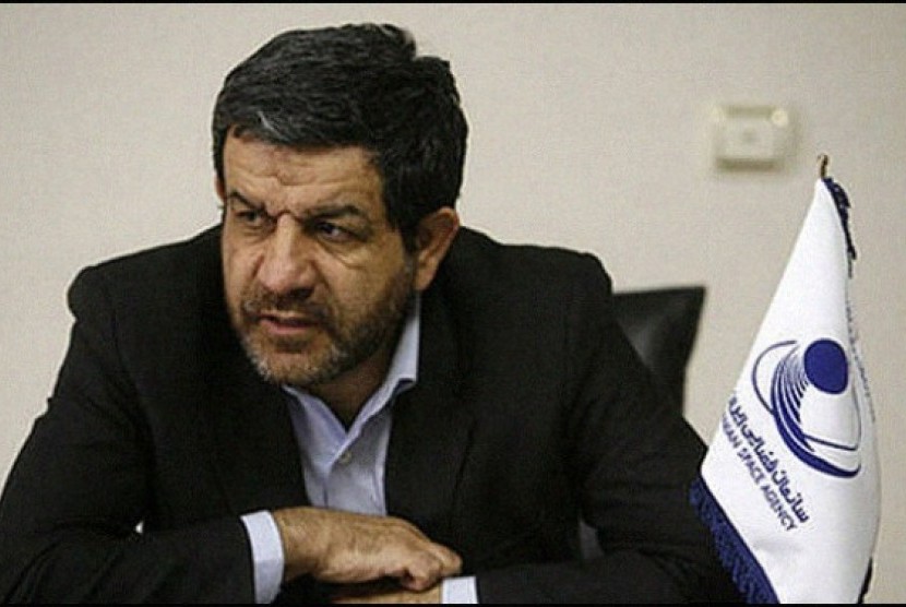 Menteri Komunikasi Iran Reza Taghipour