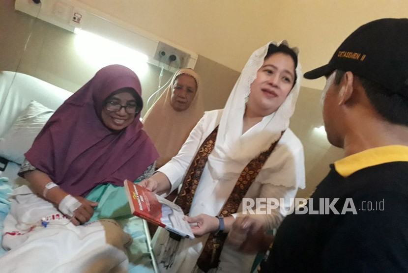 Menteri Koodinator Bidang Pembangunan Manusia dan Kebudayaan (Menko PMK) Puan Maharani melakukan kunjungan kerja ke RS PKU Muhammadiyah Gamping, Sleman Selasa (3/4). 