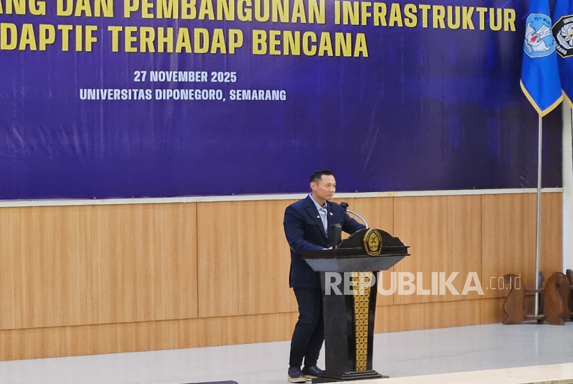 Bukan Hanya Tanggul Beton, Menko AHY Bocorkan Konsep Giant Sea Wall Pantura