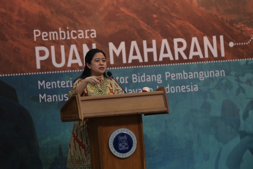 Menteri Koordinator Bidang Pembangunan Manusia dan Kebudayaan (Menko PMK), Puan Maharani.