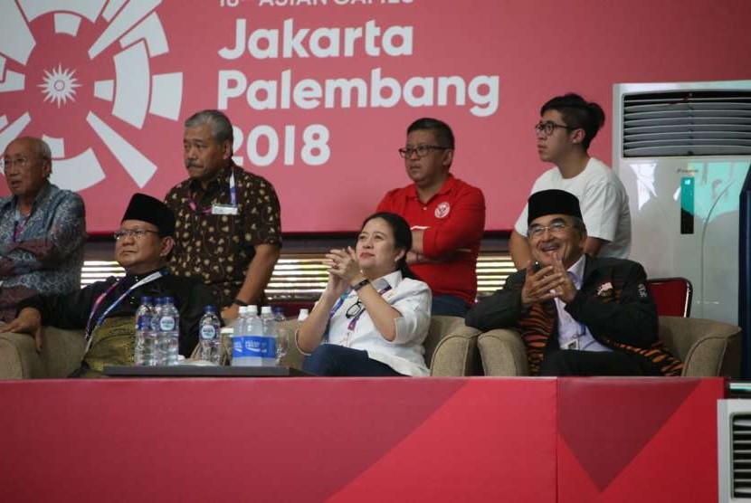 Menteri Koordinator Bidang Pembangunan Manusia dan Kebudayaan (Menko PMK) Puan Maharani secara langsung menyaksikan saat para pesilat Indonesia menunjukkan ketangguhannya.