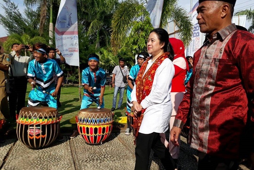 Menteri Koordinator Bidang Pembangunan Manusia dan Kebudayaan RI Puan Maharani membuka gelaran Lawatan Sejarah Nasional (LASENAS) 2017 di Kota Bengkulu 