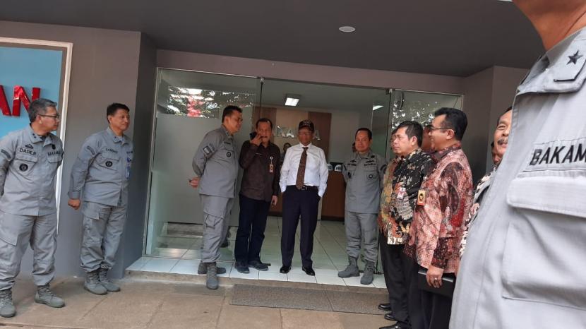Menteri Koordinator Bidang Politik, Hukum, dan Keamanan, Mahfud MD, mendatangi Markas Besar Badan Keamanan Laut, Menteng, Jakarta Pusat, Jumat (6/3).