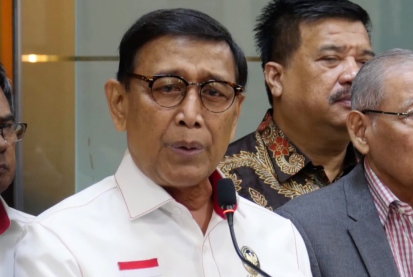 Menteri Koordinator Bidang Politik Hukum dan Keamanan Wiranto