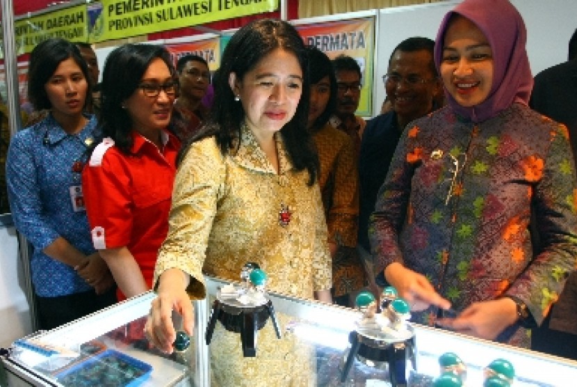 Menteri Kordinator Bidang Pembangunan Manusia dan Kebudayaan Puan Maharani.