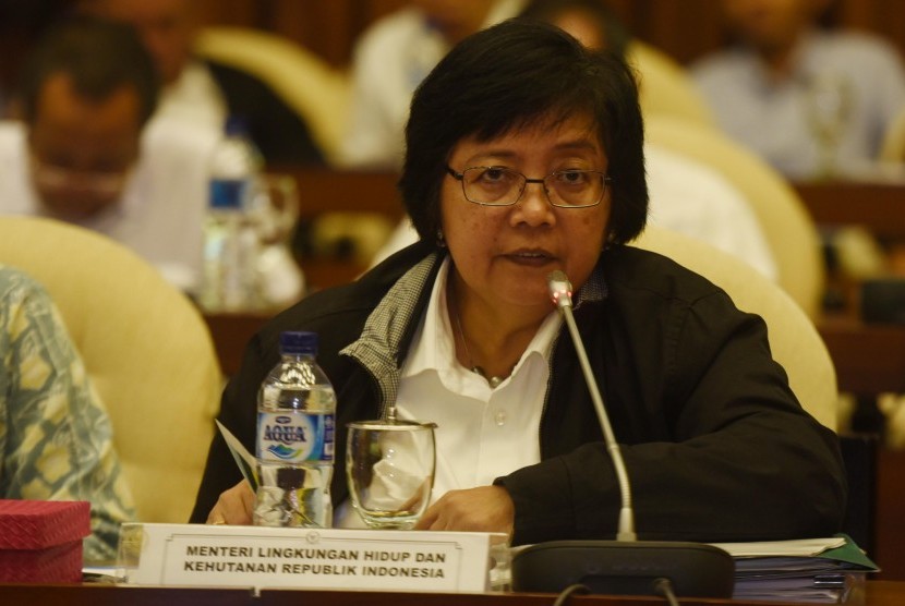 Menteri Lingkungan Hidup dan Kehutanan  Siti Nurbaya 
