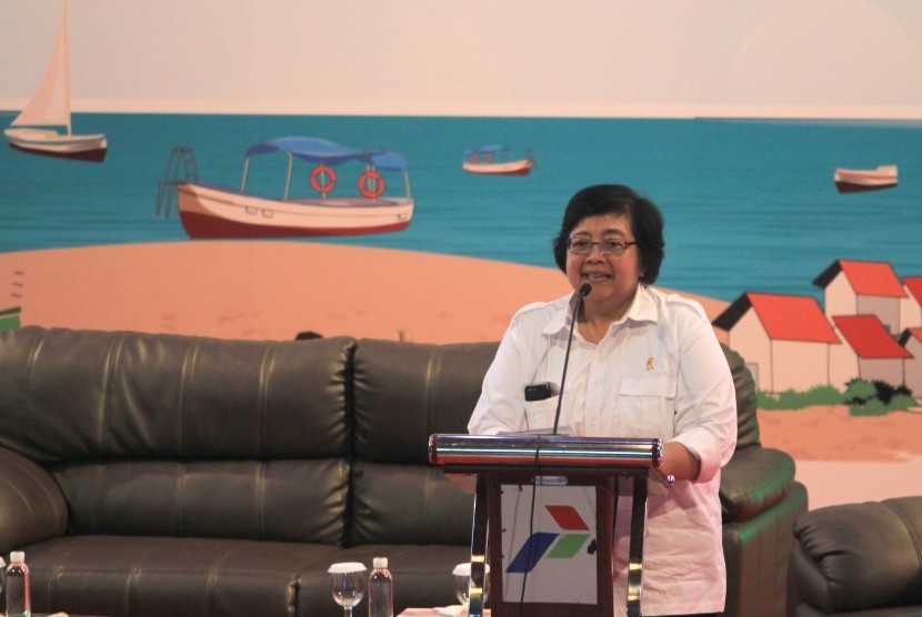 Menteri Lingkungan Hidup dan Kehutanan Siti Nurbaya 