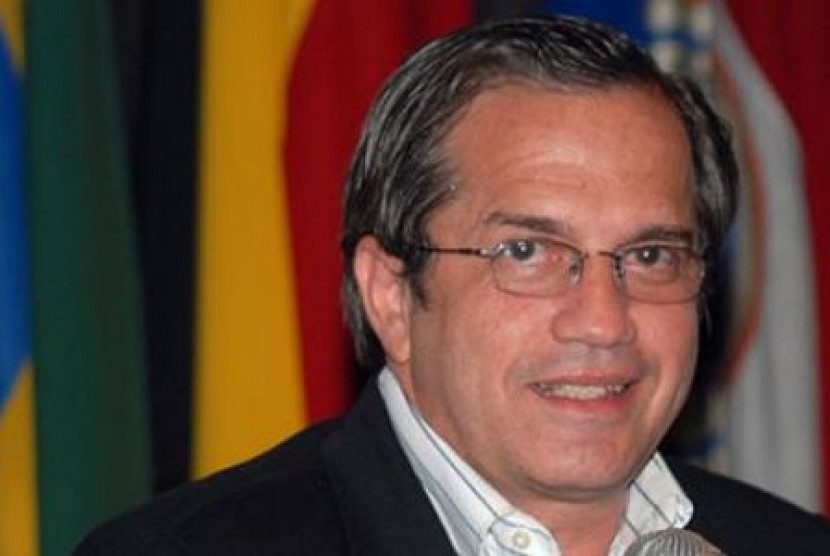 Menteri Luar Negeri Ekuador Ricardo Patino