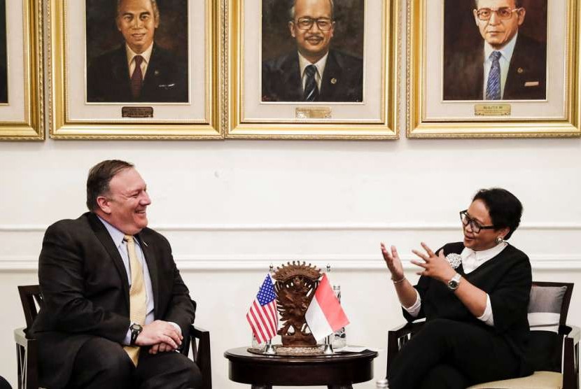 Menteri Luar Negeri Retno Marsudi melakukan pertemuan bilateral dengan Menteri Luar Negeri Amerika Serikat Michael Pompeo di Jakarta, Sabtu (4/8).