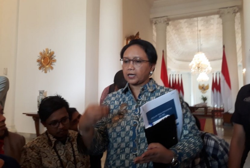 Menteri Luar Negeri Retno Marsudi memberikan keterangan pers terkait DK PBB di Istana Kepresidenan, Selasa (12/6).