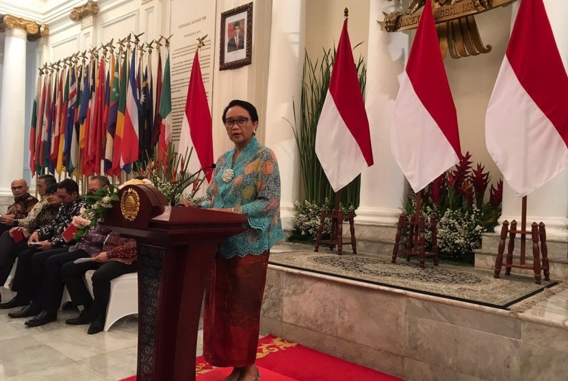 Menteri Luar Negeri RI Retno LP Marsudi memaparkan empat prioritas diplomasi luar negeri Indonesia dalam lima tahun ke depan, Kemenlu, Selasa (29/10).