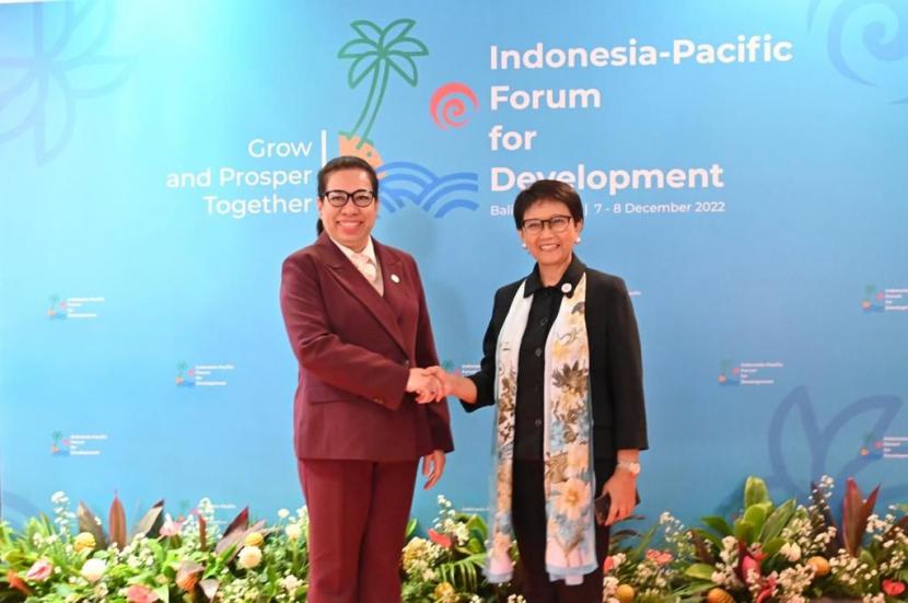Menteri Luar Negeri RI Retno Marsudi bertemu menlu negara-negara pasifik, Bali, Selasa (6/12/2022)