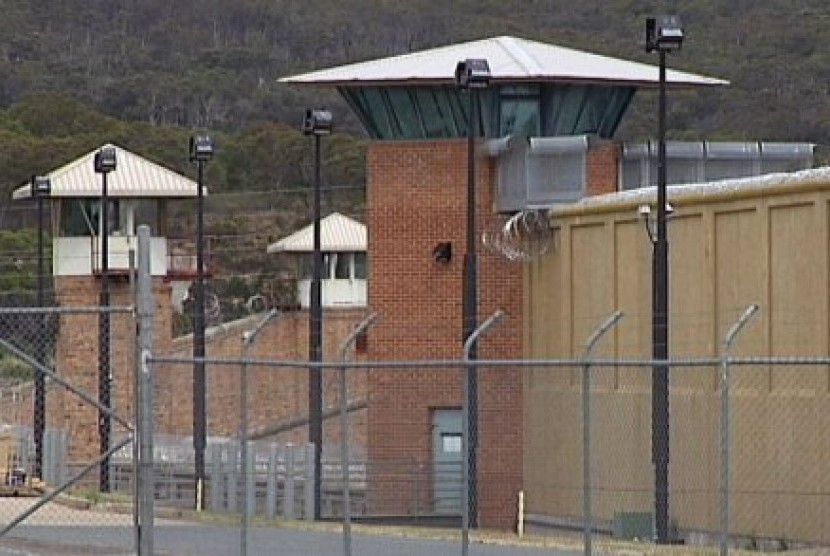 Menteri Pemasyarakat bayangan Zangari mengatakan Pemerintah NSW harus melakukan tindakan setelah terjadi dua kali terjadi narapidana melarikan diri di Penjara Goulburn. 