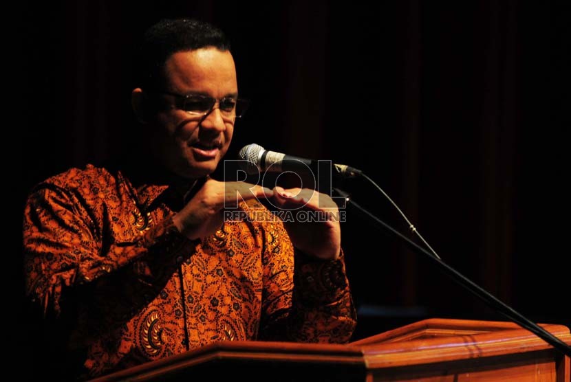 Menteri Pendidikan dan Budaya, Anis Baswedan saat memberikan pidato pada silaturahmi seni dengan judul 