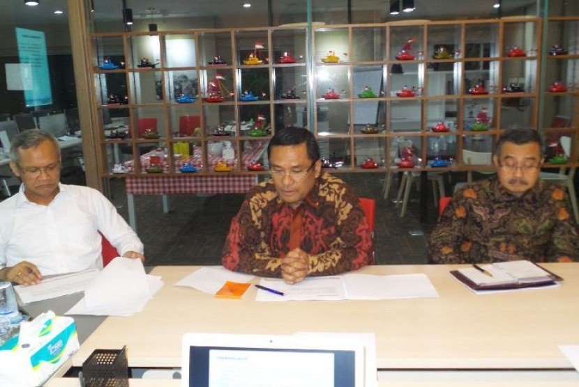 Menteri Perindustrian, Saleh Husin dan Arya Bima