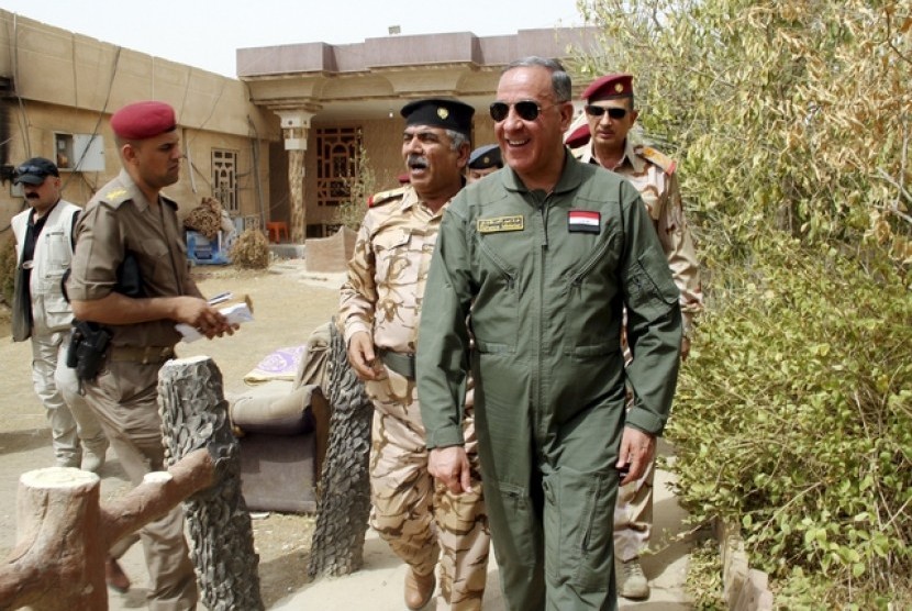 Menteri Pertahanan Irak Khaled al-Obeidi