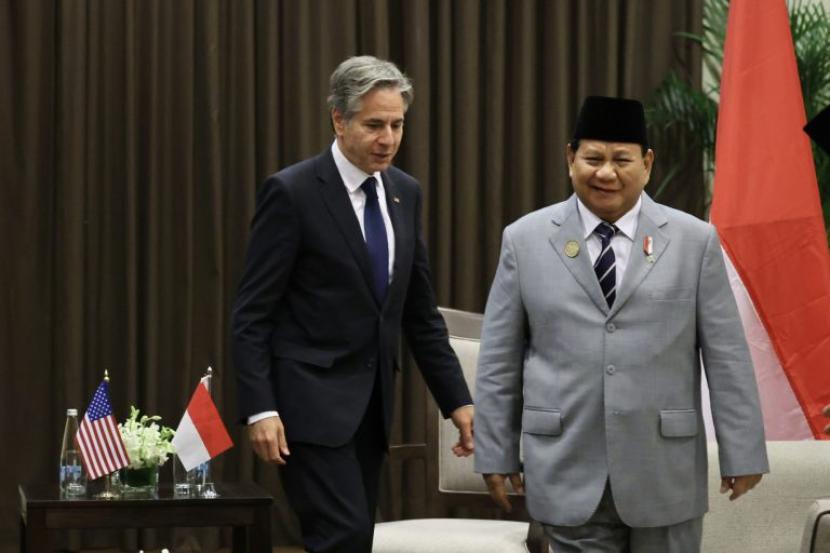 Menteri Pertahanan (Menhan) RI Prabowo Subianto bertemu dengan Menteri Luar Negeri (Menlu) Amerika Serikat Antony Blinken di Amman, Jordania, Selasa (11/6/2024).