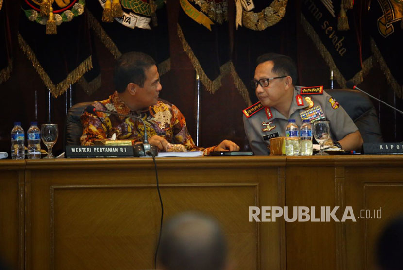 Menteri Pertanian Amran Sulaiman dan Kapolri Tito Karnavian