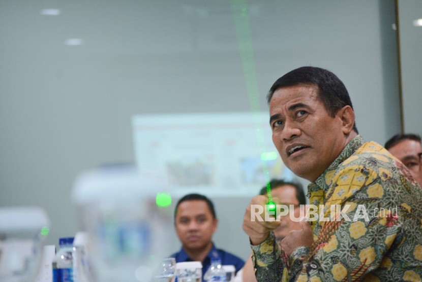 Menteri Pertanian Amran Sulaiman saat berkunjung ke kantor Republika di Jakarta, Rabu (4/9).