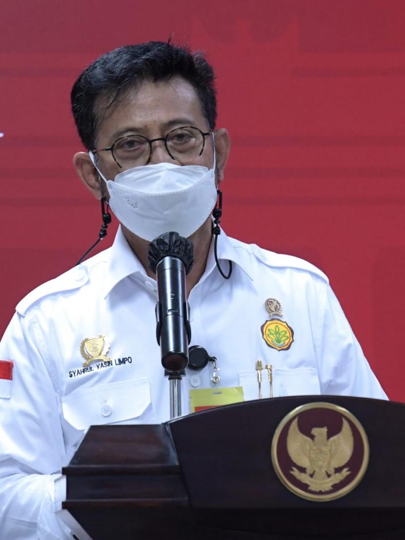 Menteri Pertanian (Mentan), Syahrul Yasin Limpo, meminta pengawasan tata kelola distribusi pupuk bersubsidi diperketat khususnya pada tingkat distributor dan pengecer.