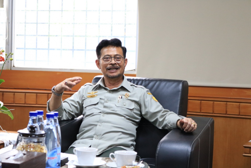 Menteri Pertanian Syahrul Yasin Limpo. Pada Anugerah Keterbukaan Informasi Publik (KIP) 2019, Kementan meraih penghargaan sebagai Badan Publik 