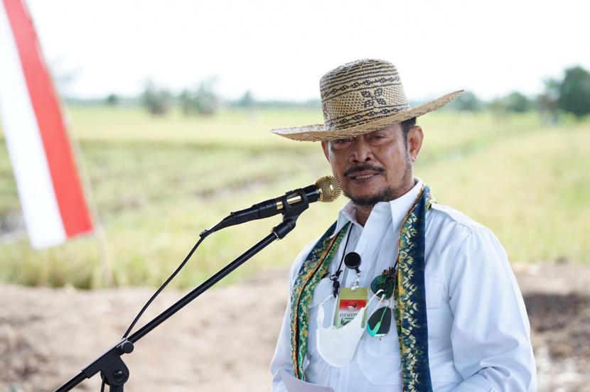 Menteri Pertanian Syahrul Yasin Limpo melakukan kunjungan kerja di Desa Gadabung Kecamatan Pandih Batu Kabupaten Pulang Pisau, Kalimantan Tengah, Rabu (10/2).