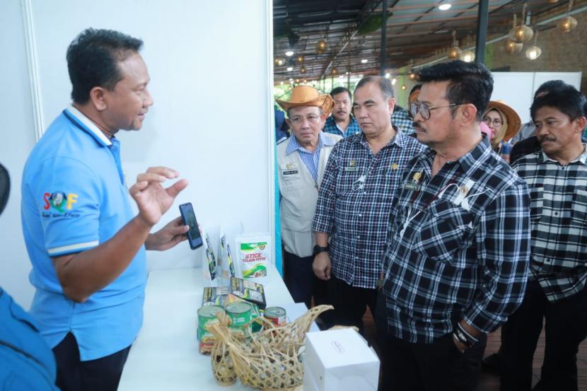 Menteri Pertanian Syahrul Yasin Limpo (Mentan SYL) memberikan apresiasi terhadap seluruh jajaran Kementerian Pertanian, terutama Direktorat Jenderal Peternakan dan Kesehatan Hewan (Ditjen PKH) atas prestasinya di tahun 2022.